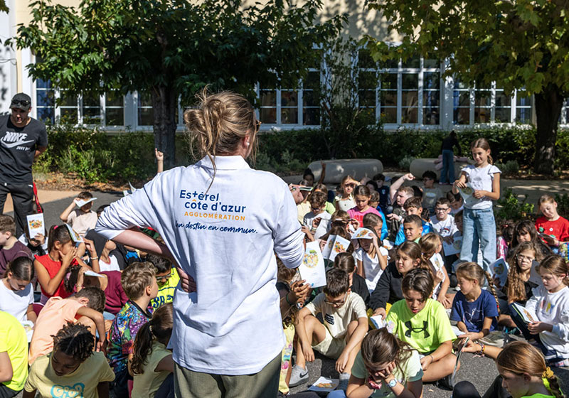 2025 10 24 Livret Localissime SDG 2 La Semaine du Goût : un partenariat avec la JCE pour transmettre le goût du local 2025 10 24 Livret Localissime SDG 2 La Semaine du Goût : un partenariat avec la JCE pour transmettre le goût du local